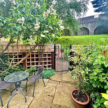 Ferienhaus Cherry Blossom York